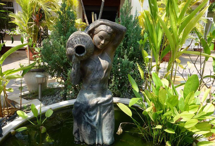 Отель Baphuon Villa