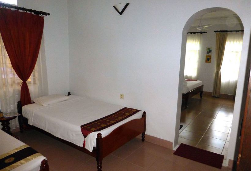 Отель Baphuon Villa