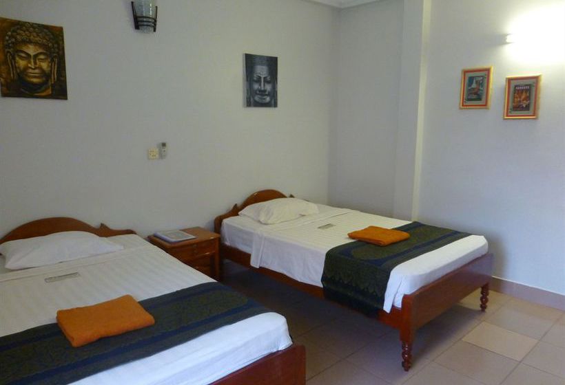 Отель Baphuon Villa