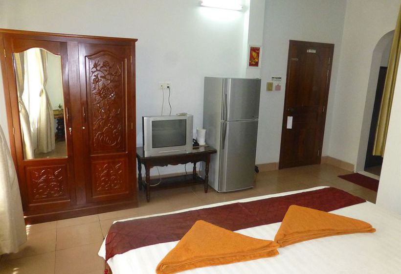 Отель Baphuon Villa