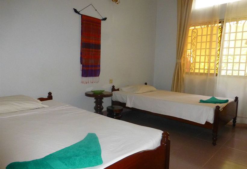 Отель Baphuon Villa