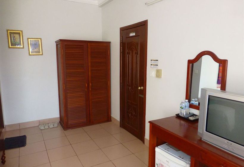 Отель Baphuon Villa