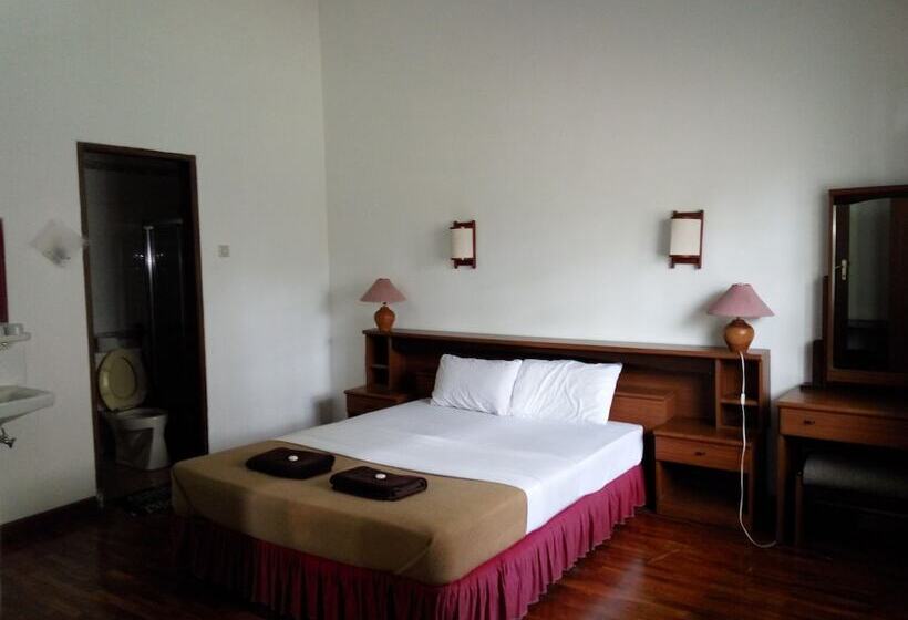 호텔 Berlian Resort