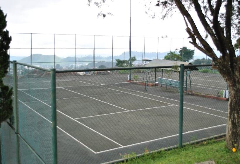 호텔 Berlian Resort