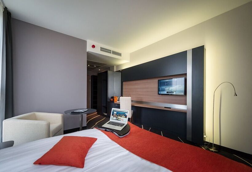 هتل Best Western Plus Lakeside