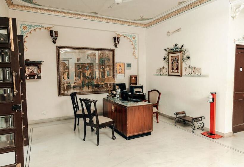 호텔 Boheda Palace