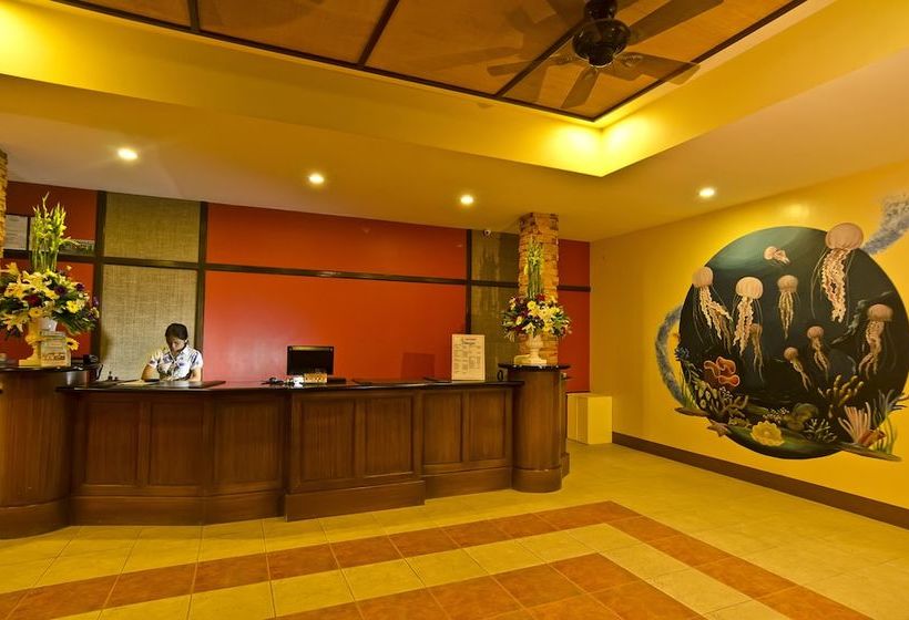 فندق Camp Holiday Resort & Recreation Area