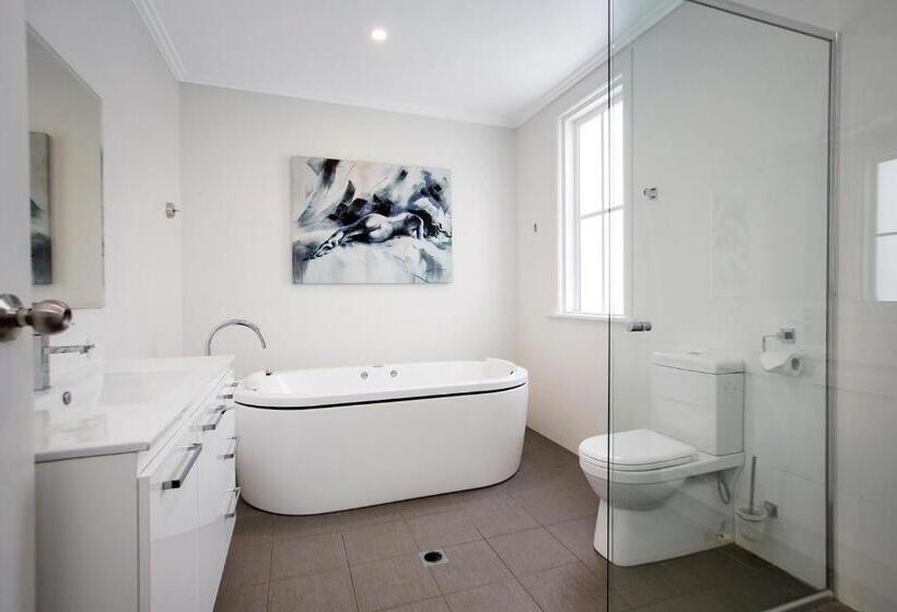 Ch Boutique Hotel & Apartments, Ascend Hotel Collection