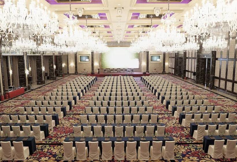 Hotel Chateau Star River Shanghai Minhang