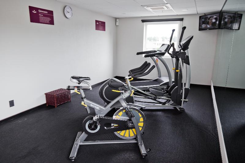 فندق City Express Suites Puebla Finsa