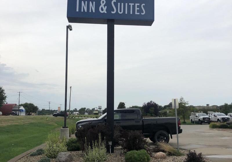 فندق Cobblestone Inn & Suites  Fort Madison