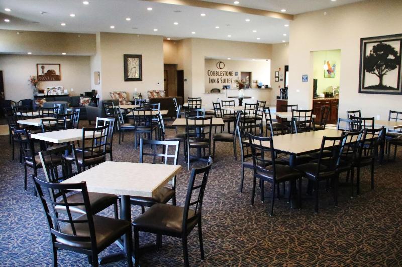 فندق Cobblestone Inn & Suites  Fort Madison