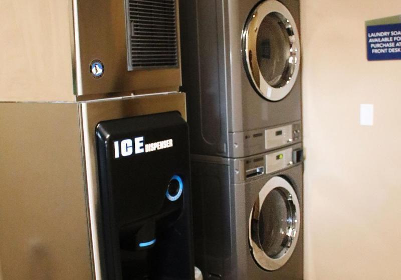 فندق Cobblestone Inn & Suites  Fort Madison