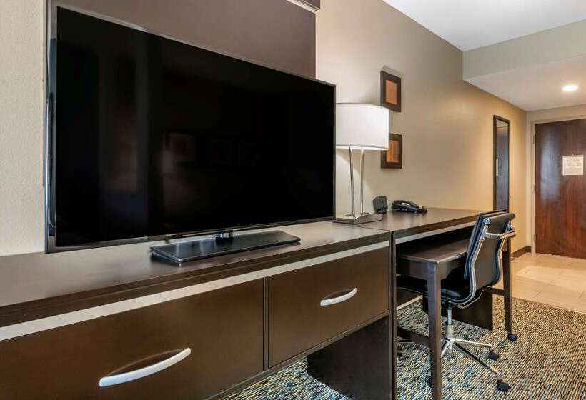 호텔 Comfort Suites Fort Lauderdale Airport South & Cruise Port