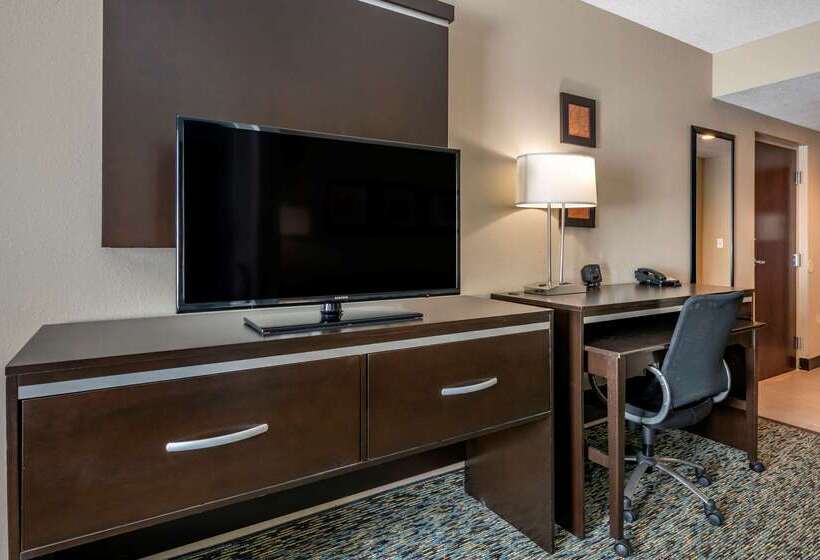 호텔 Comfort Suites Fort Lauderdale Airport South & Cruise Port
