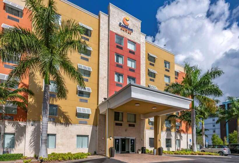 هتل Comfort Suites Fort Lauderdale Airport South & Cruise Port