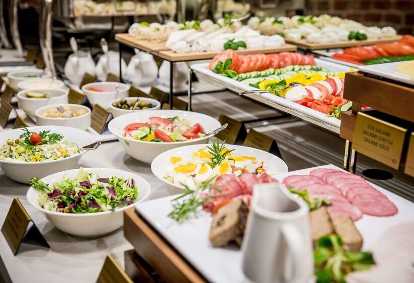 هتل Diament Economy Gliwice