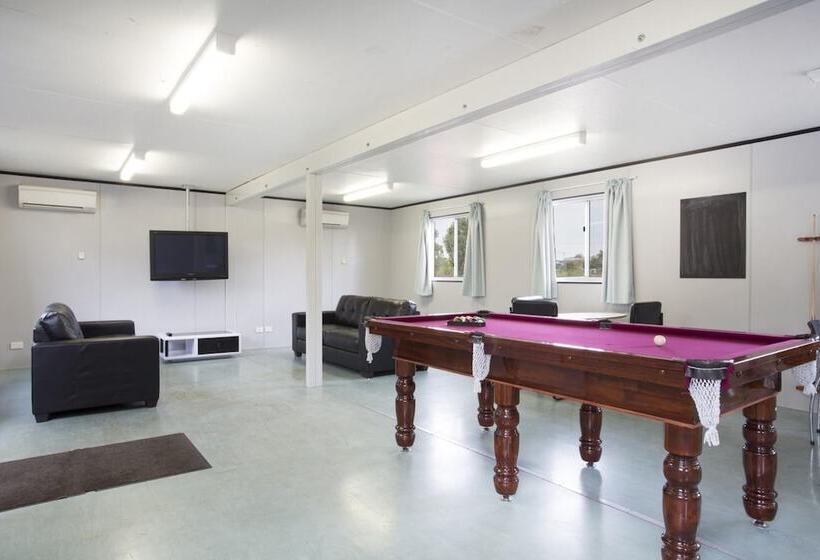 هتل Discovery Parks   Mt Isa