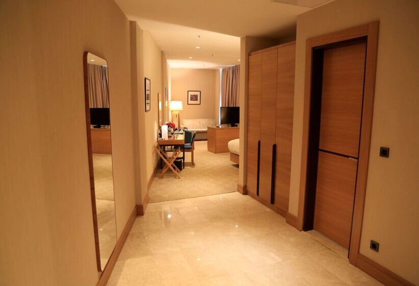 Doubletree By Hilton Hotel Istanbul   Tuzla