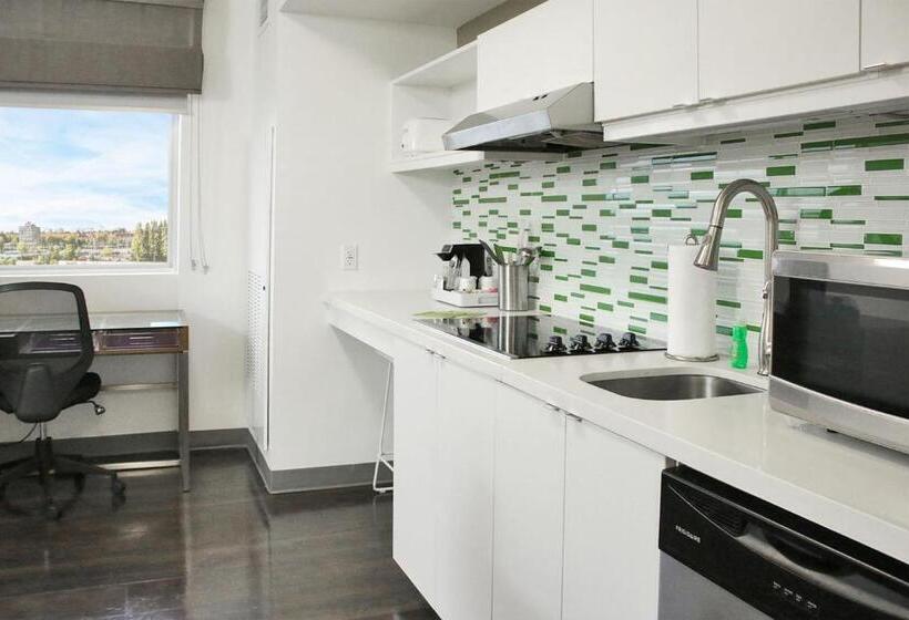 فندق Element Miami Doral