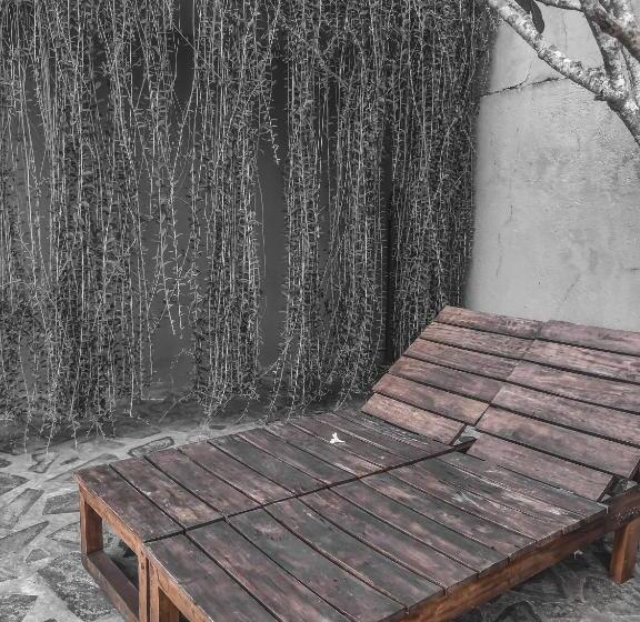 호텔 Elephant Park   New Deal! Half Off Airport Pickups Available