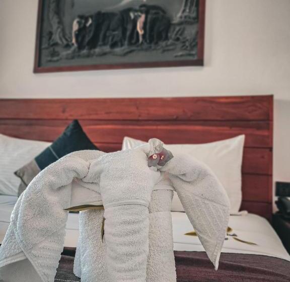 호텔 Elephant Park   New Deal! Half Off Airport Pickups Available