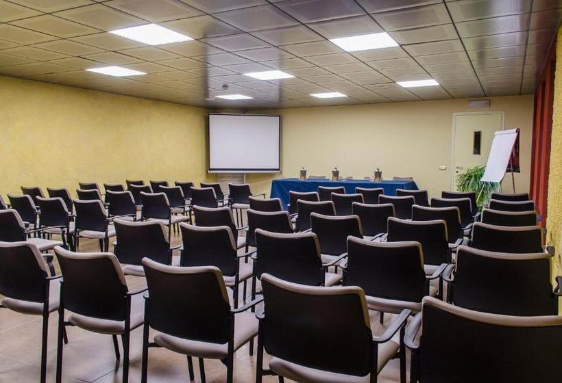 Отель Elliot Osteria E Dormire In Collina