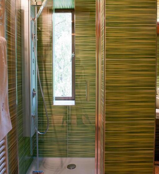 ホテル Elliot Osteria E Dormire In Collina