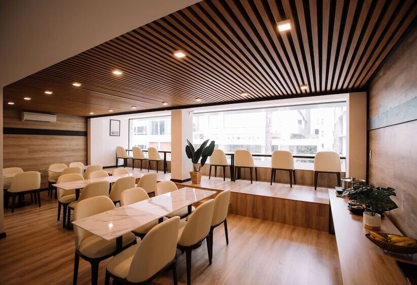 هتل The Chill Suites   City Center