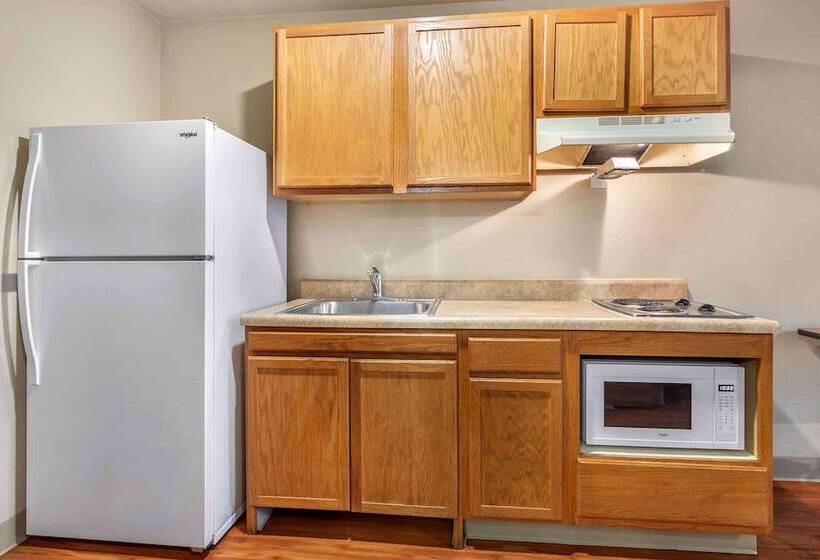 فندق Extended Stay America Select Suites  Kansas City  Stadium