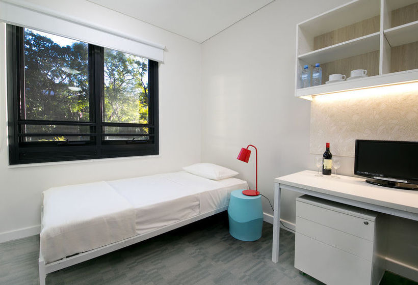 هتل Glebe Space Pop Up