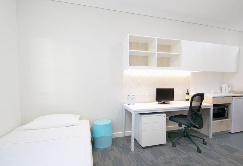 هتل Glebe Space Pop Up