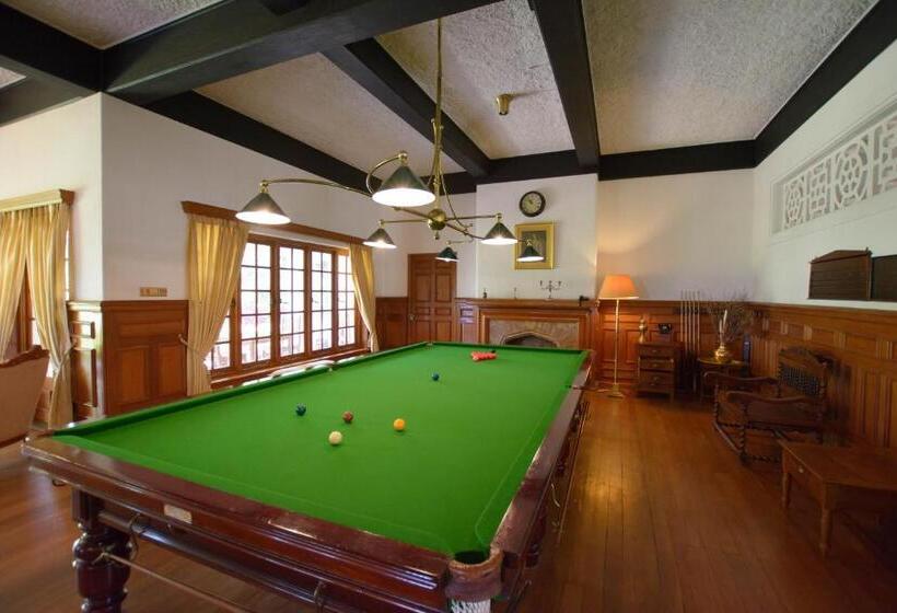 Отель Governor's Mansion