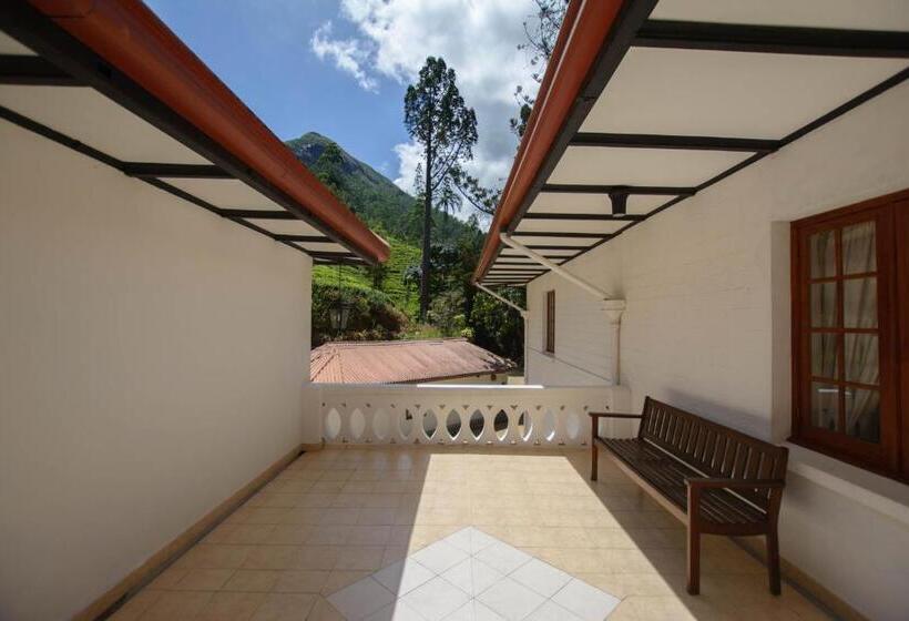 Отель Governor's Mansion