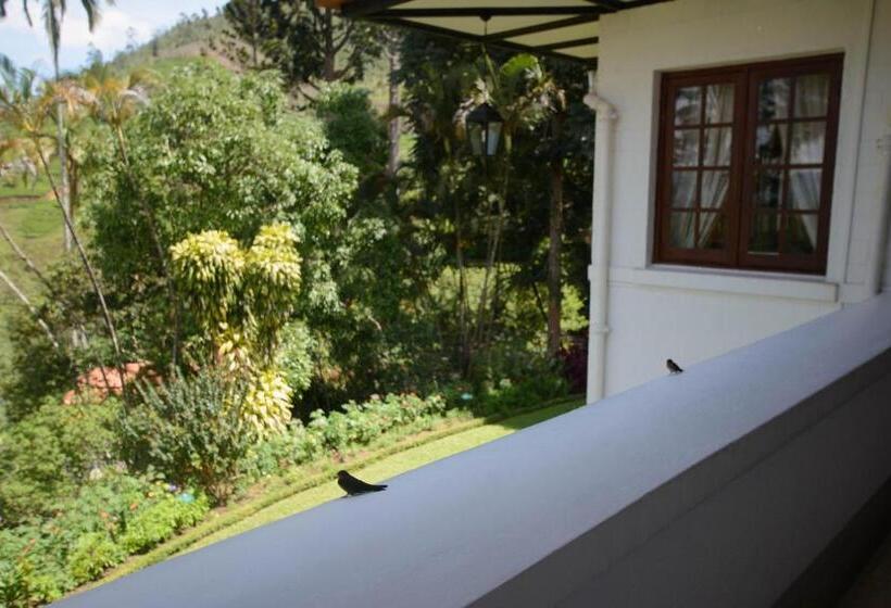 Отель Governor's Mansion