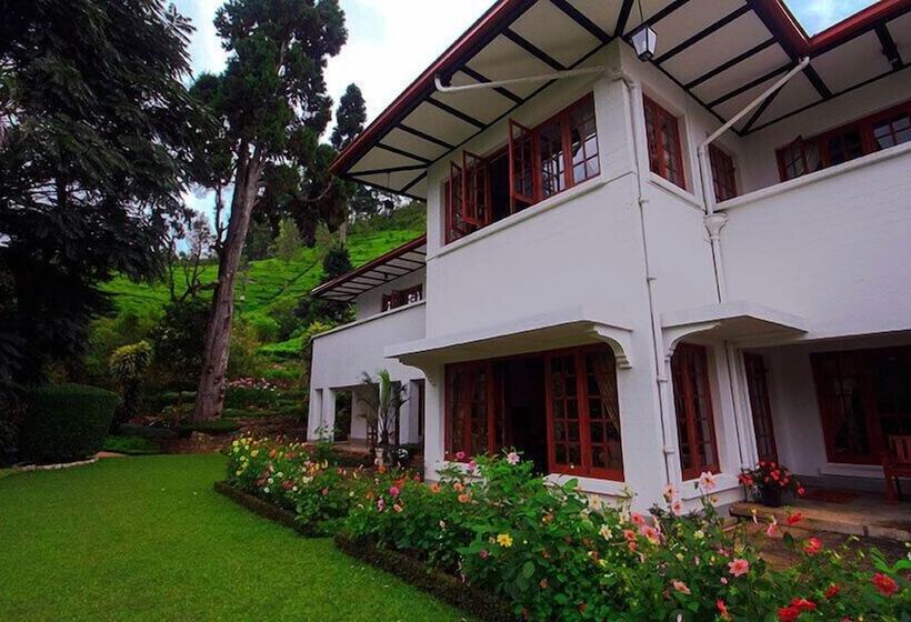 Отель Governor's Mansion