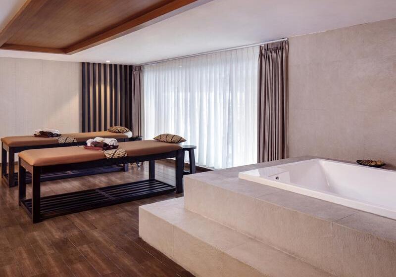 호텔 Grand Mercure Solo Baru