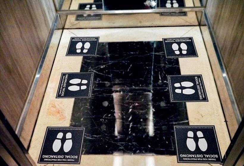 호텔 Grand Mercure Solo Baru