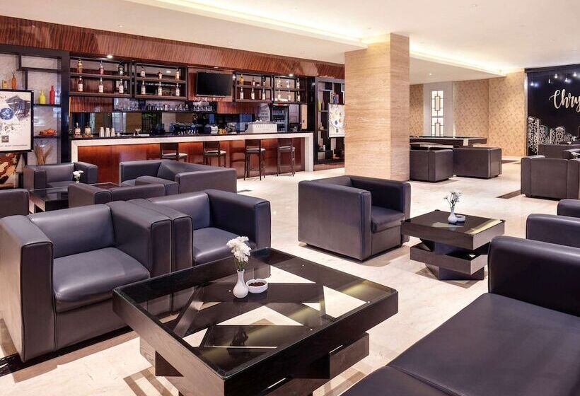 호텔 Grand Mercure Solo Baru