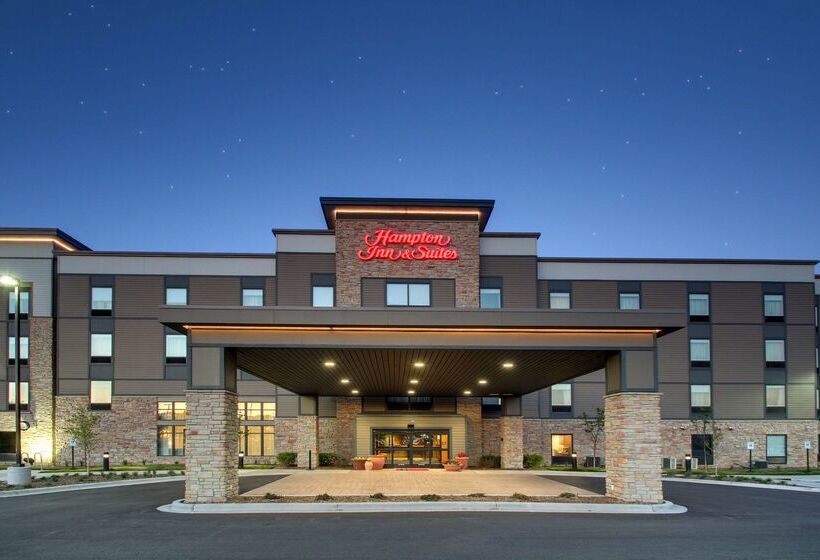 هتل Hampton Inn & Suites Milwaukee West