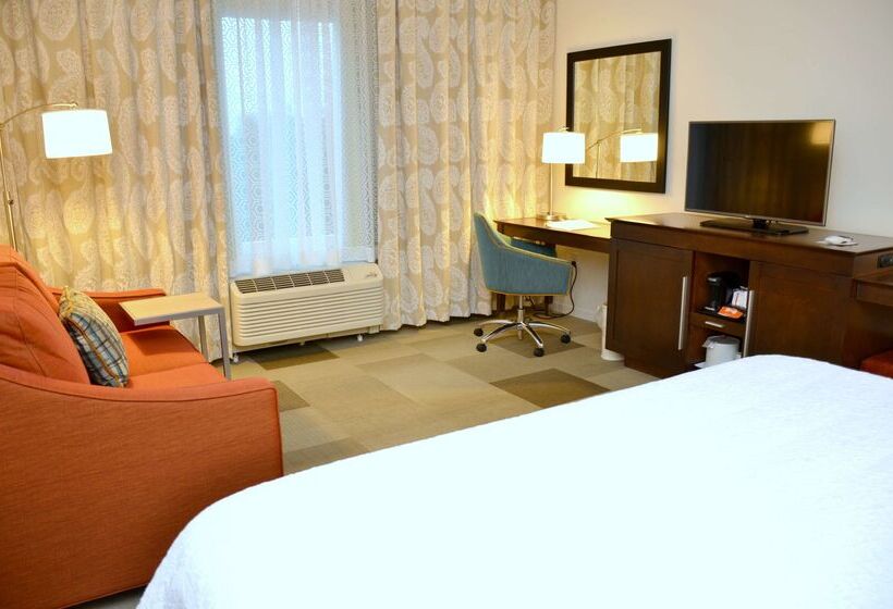 فندق Hampton Inn & Suites Deland