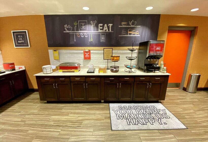 فندق Hampton Inn & Suites Deland