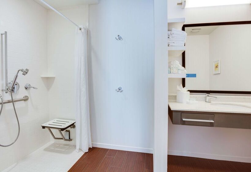 فندق Hampton Inn & Suites Deland