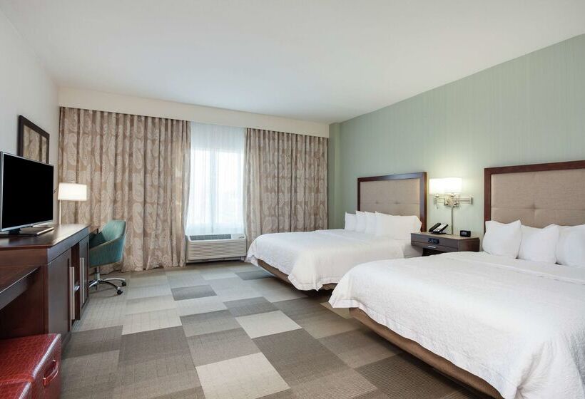 فندق Hampton Inn & Suites Deland