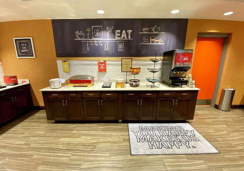 فندق Hampton Inn & Suites Deland