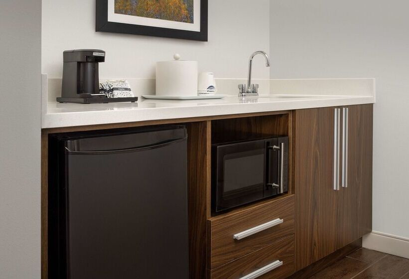 هتل Hampton Inn & Suites Phoenix Tempe