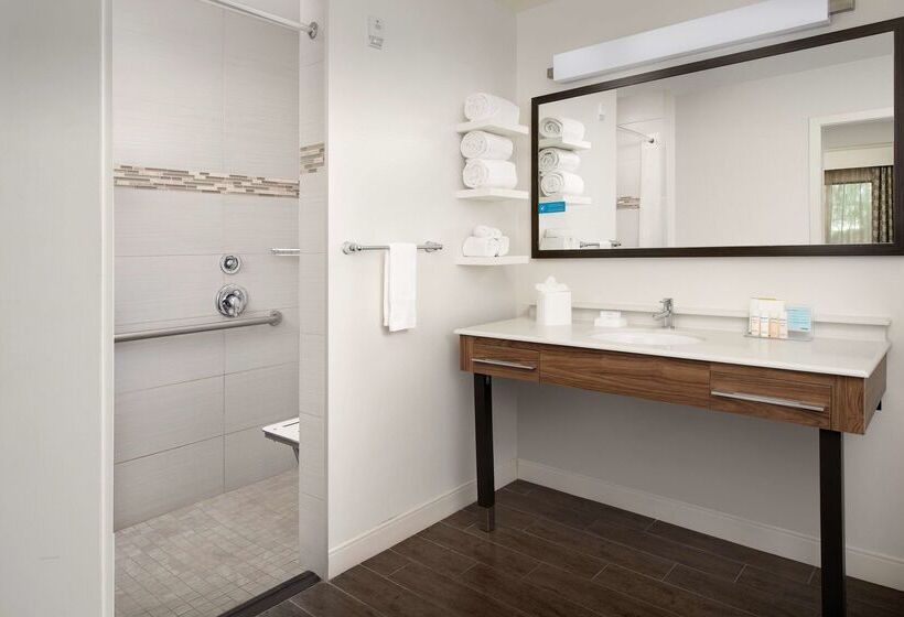 هتل Hampton Inn & Suites Phoenix Tempe