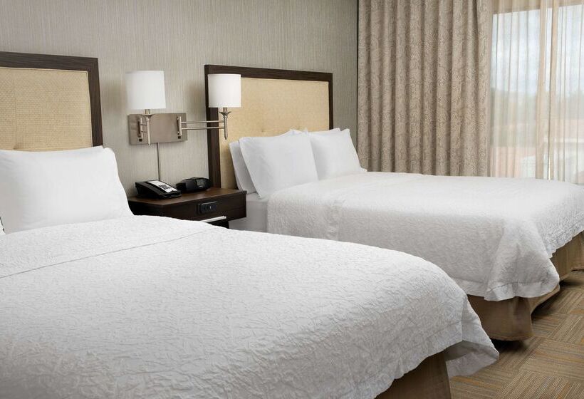 هتل Hampton Inn & Suites Phoenix Tempe