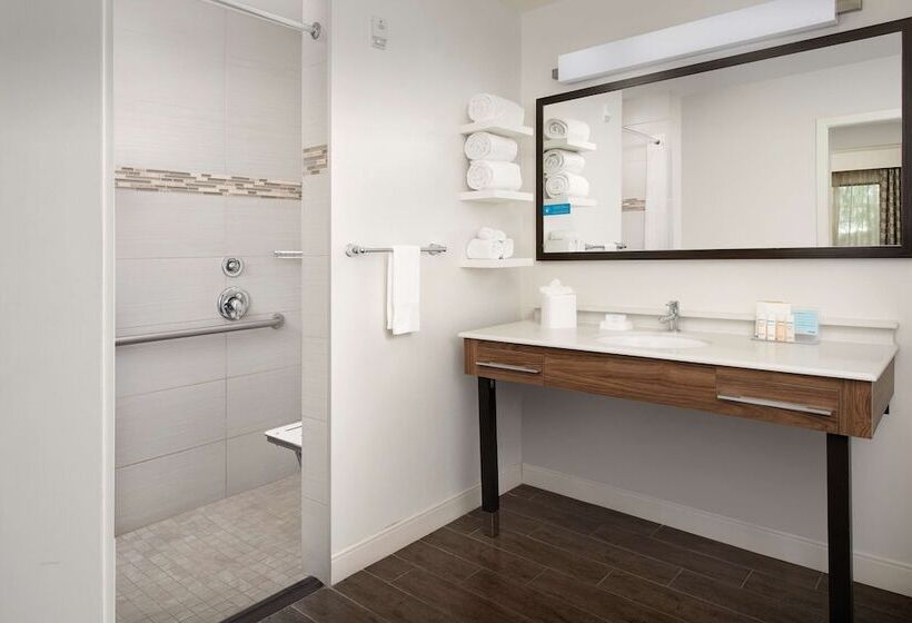 هتل Hampton Inn & Suites Phoenix Tempe