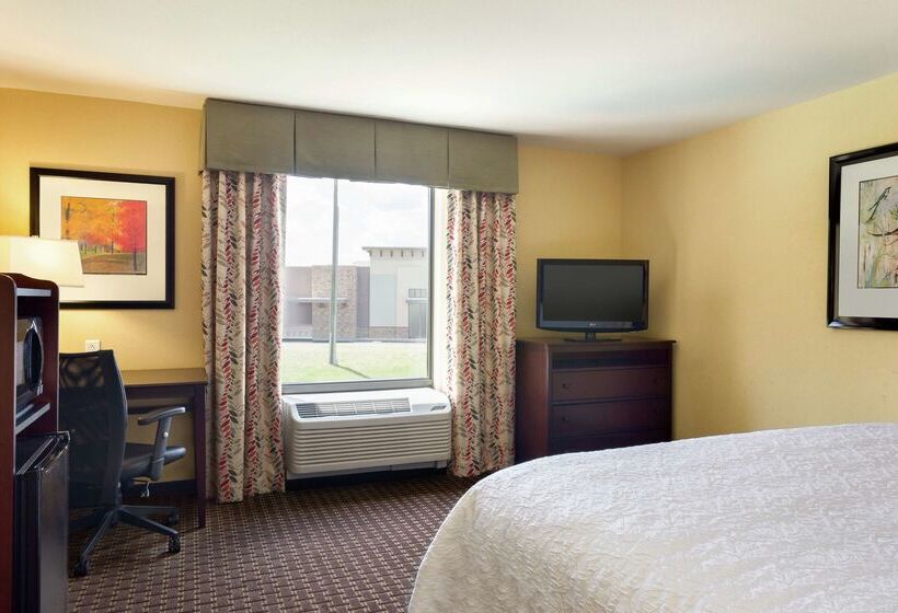 בית מלון כפרי Hampton Inn & Suites Prattville